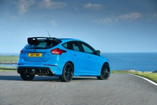 New Ford Focus RS Option Pack Delivers Even More Fun to D...