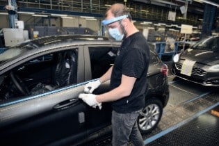 GERMANY - Let’s Get Moving – Ford Production Lines in Eur...