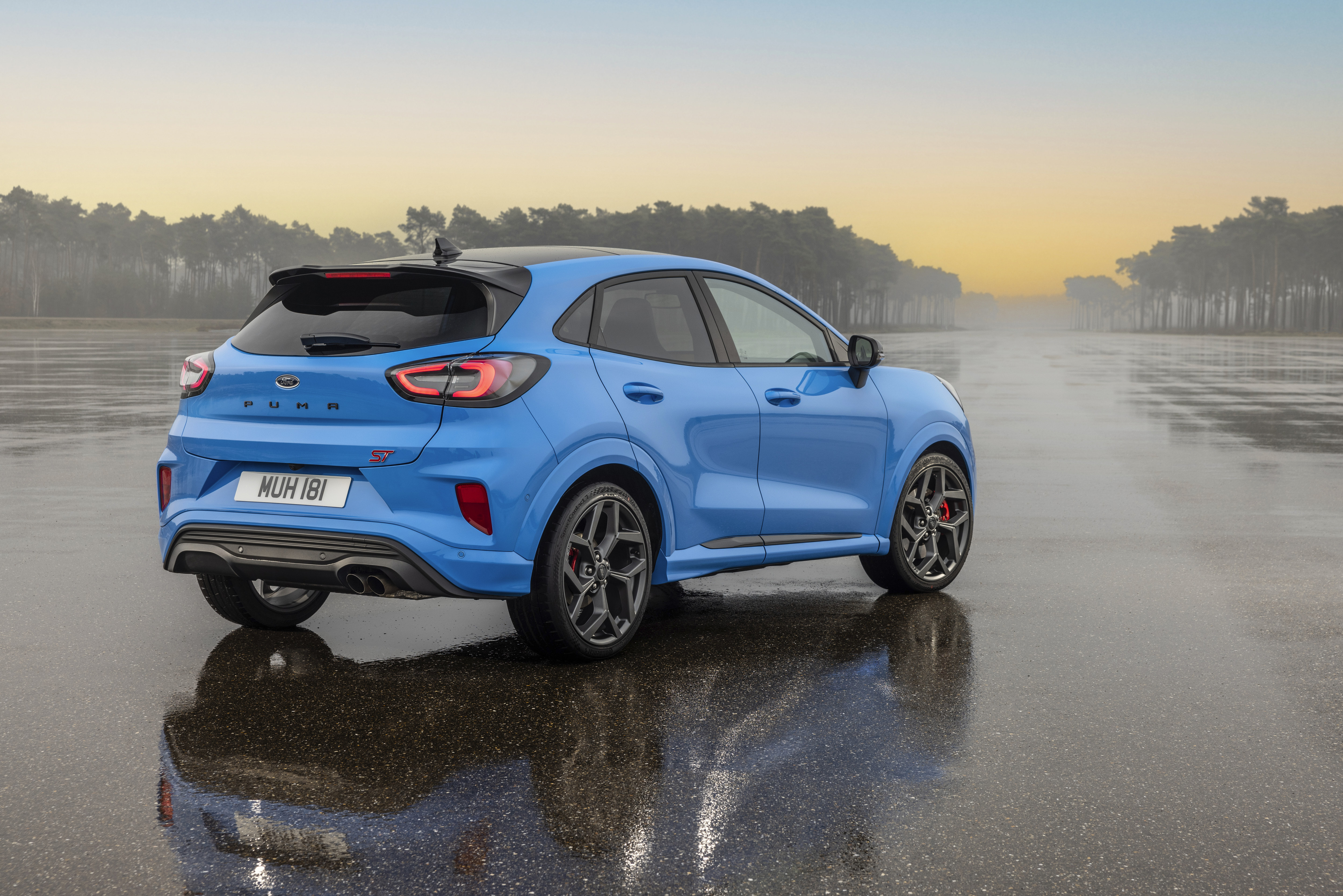 New Ford Puma ST Powershift Expands Performance Appeal with Electrified,  Automatic Powertrain, Ford of Europe