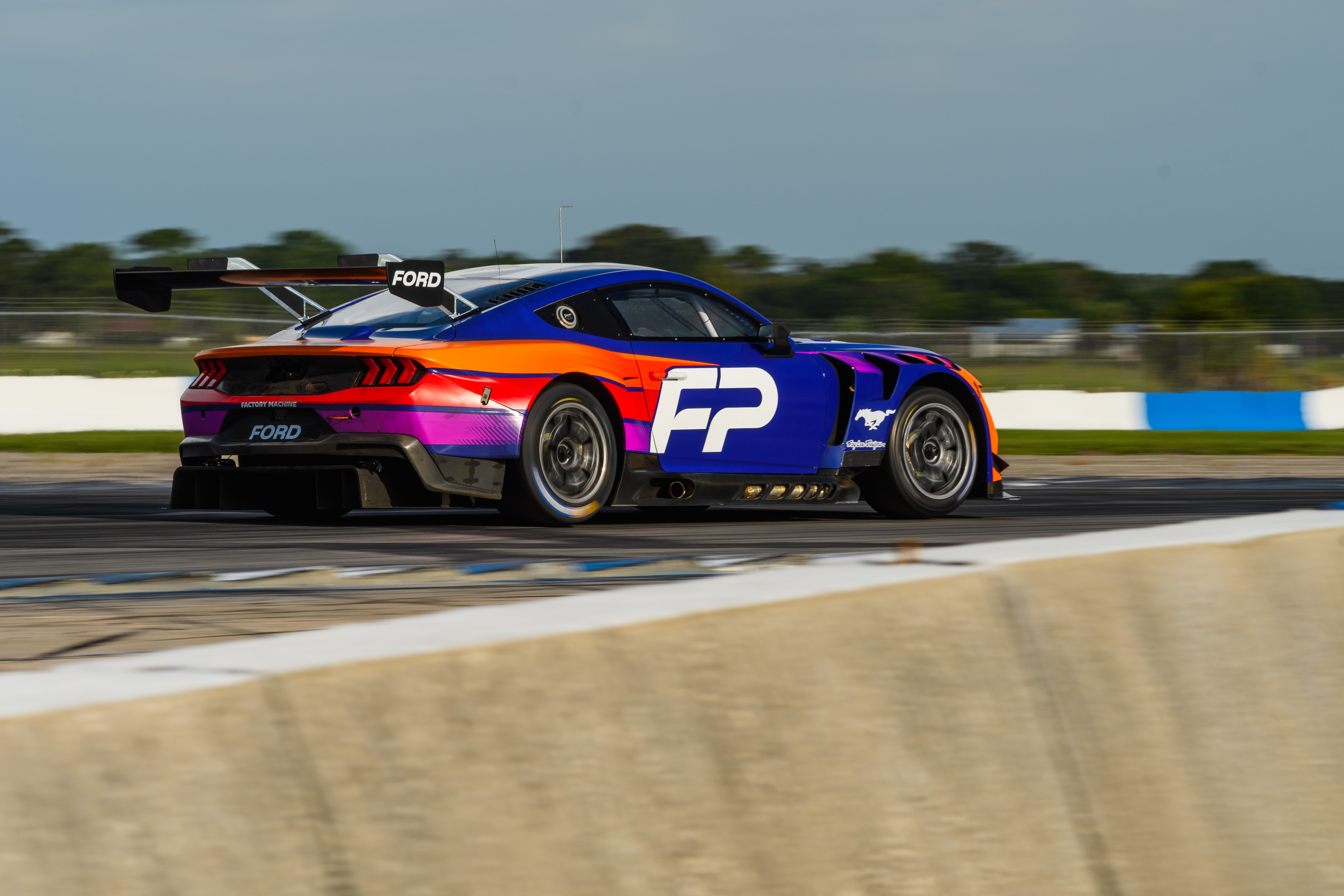 Mustang GT3 Testing at Sebring | Great Britain | Ford Media Center