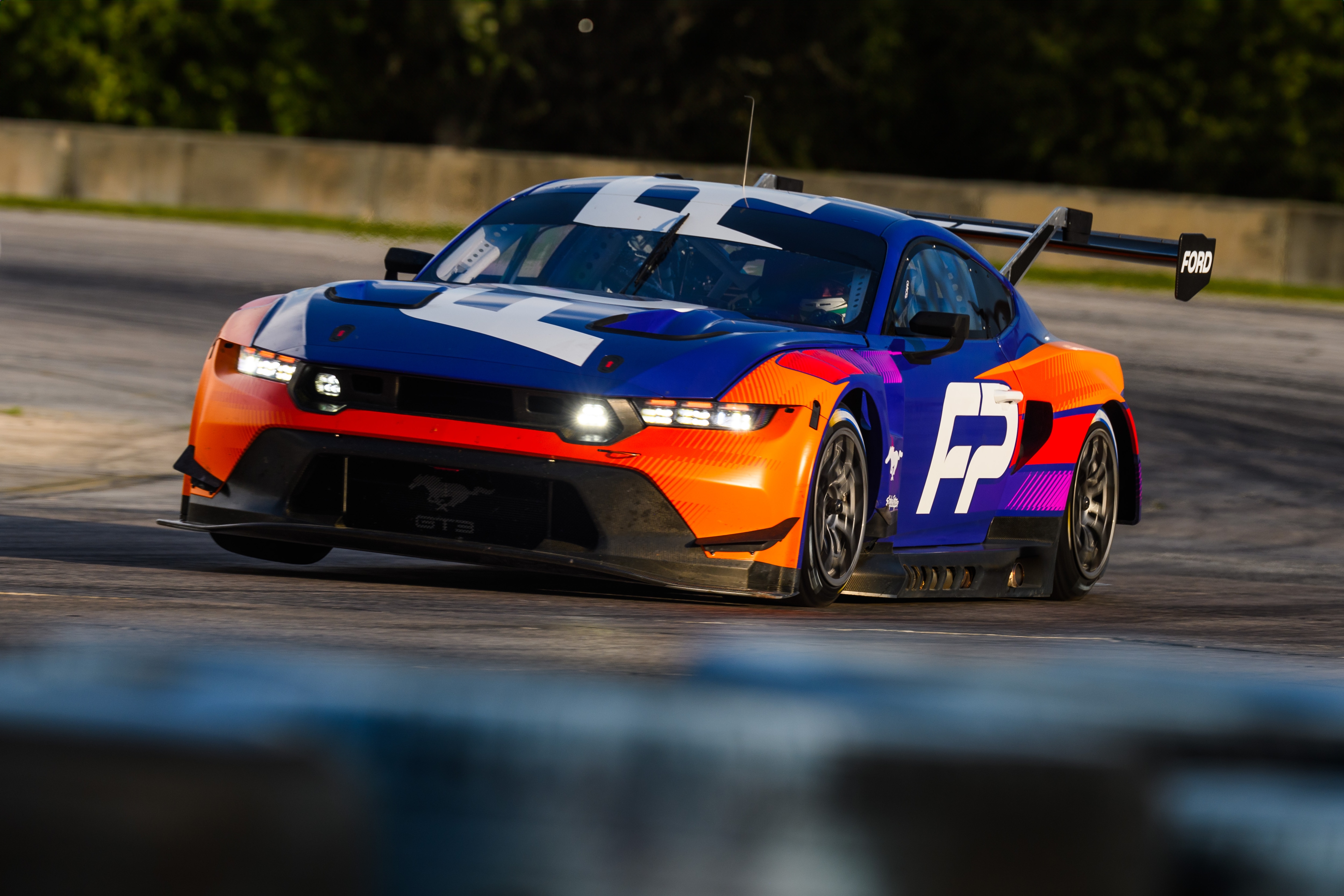 Mustang GT3 Testing at Sebring | Great Britain | Ford Media Center