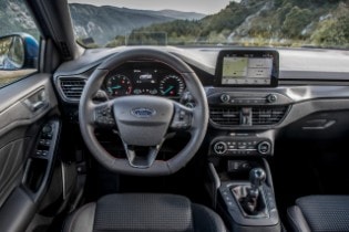 2019 Ford Focus ST-Line
