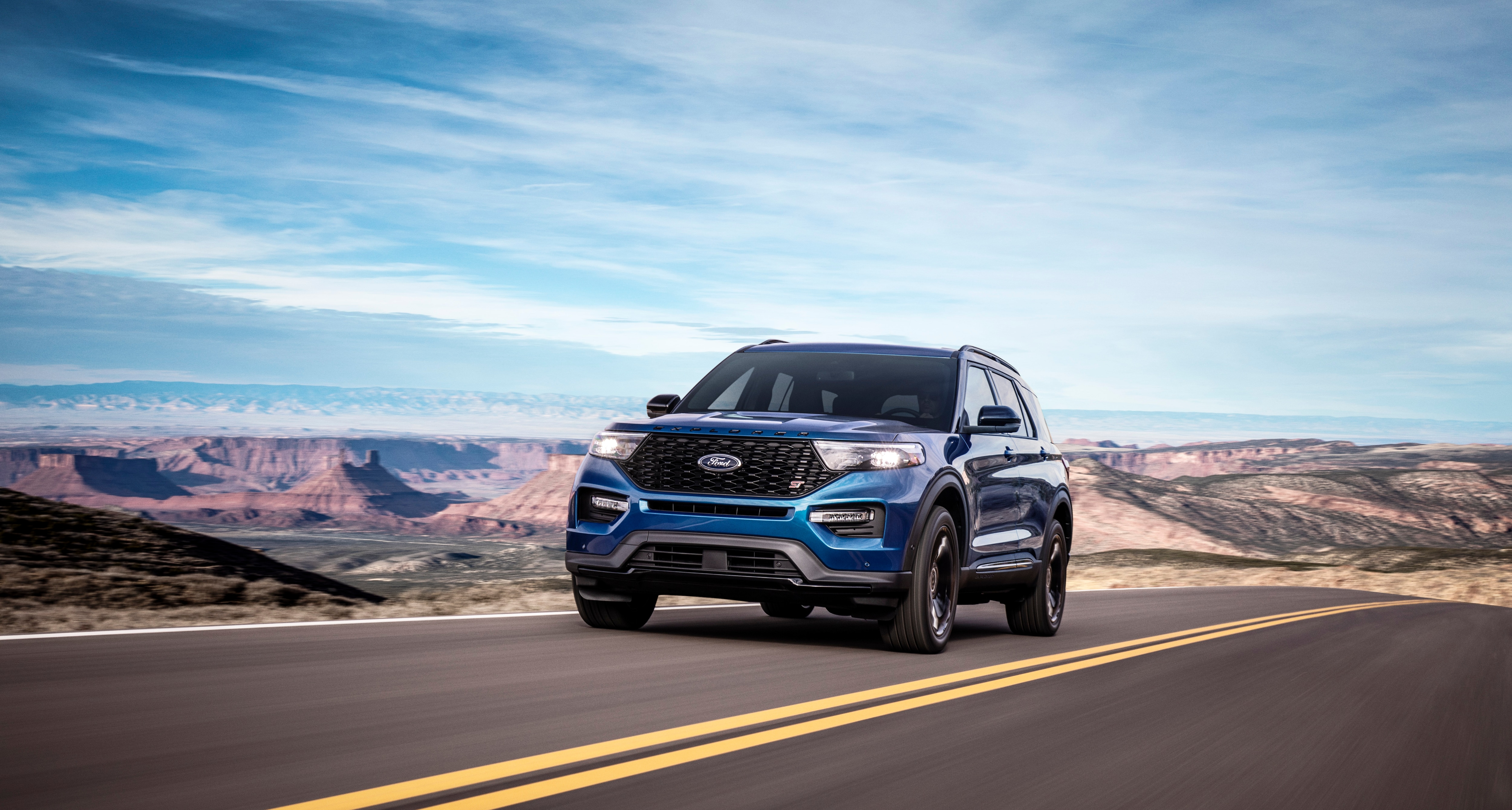 Ford Performance Explorer ST Scores with New Customers; Popular XLT Sport Appearance Package Returning This Summer - Image 1