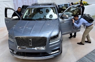  All-New 2018 Lincoln Navigator Unveiled
