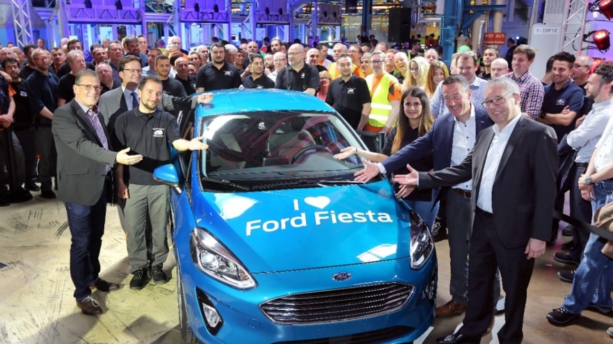 Produktionsstart des erfolgreichen Kleinwagen-Klassikers:  Neuer Ford Fiesta läuft in Köln vom Band
