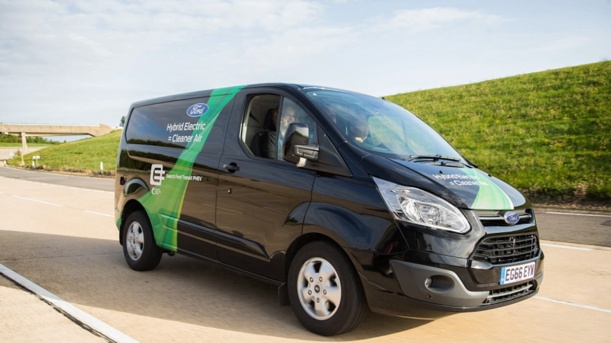 New Ford Transit Custom offers improved fuel economy and CO2 emissions