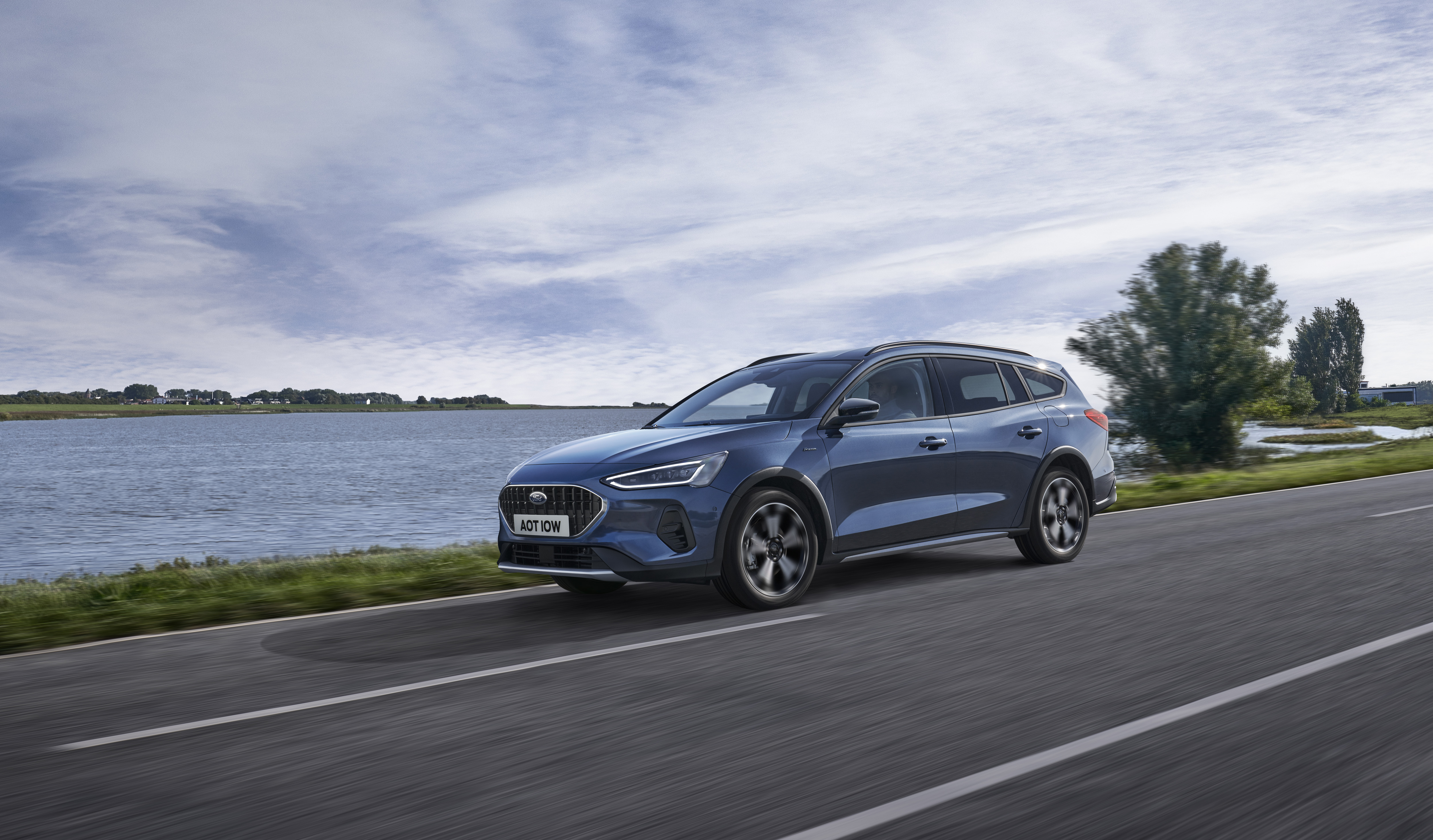 Ford Focus Going Strong In Europe, Active X Vignale Launched