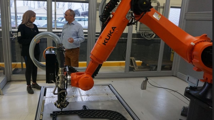 Antecedente Proscrito Vacunar Ford abre un nuevo centro de impresión 3D para apoyar la producción de su  primer vehículo cien por cien eléctrico fabricado en Europa | España |  Español | Sala de Prensa de Ford