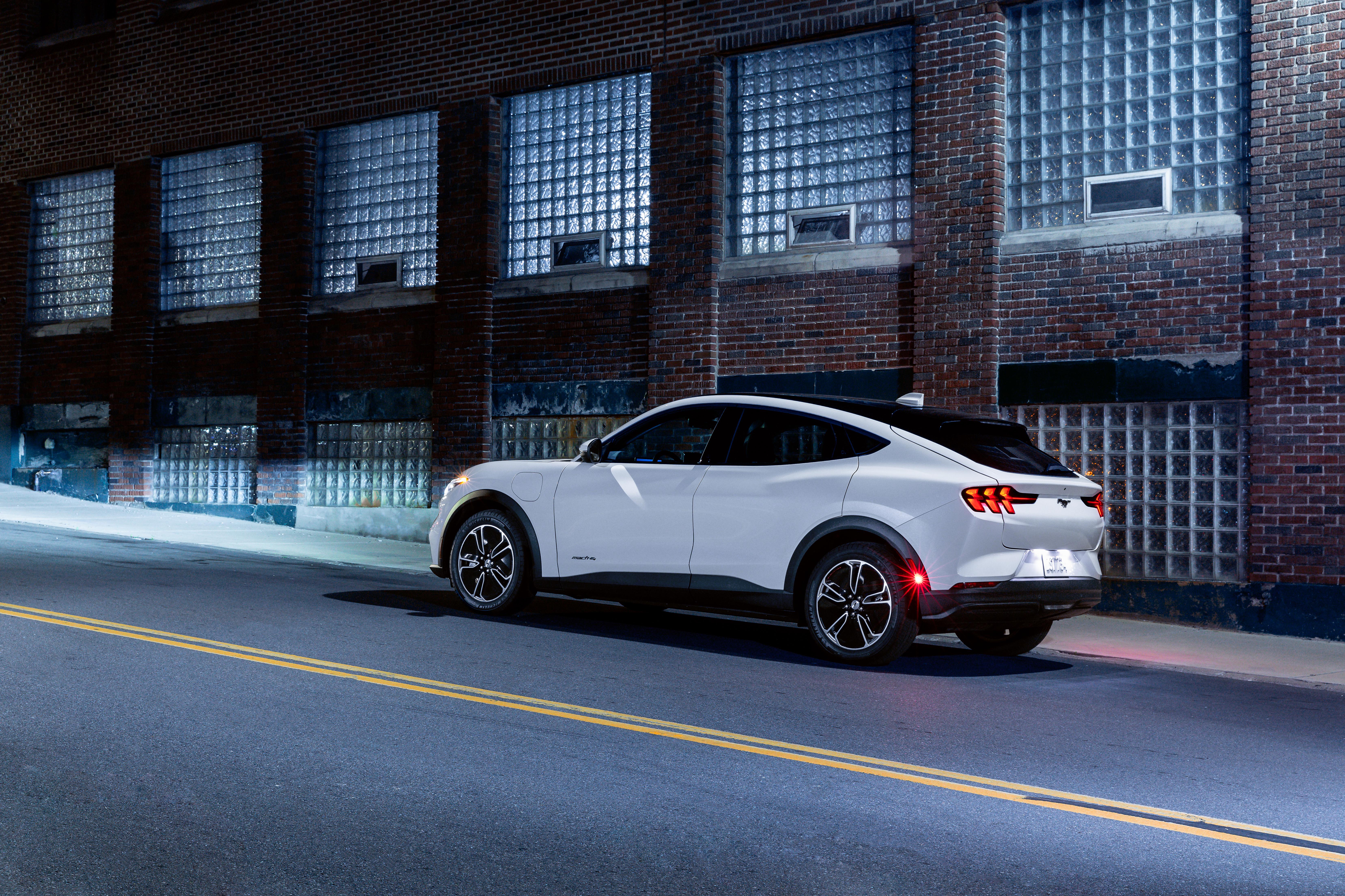 Mustang Mach E S Sci Fi Drive Sounds Inspire A Thumping New Song From Renowned Electronic Musician Italy Italian Ford Media Center