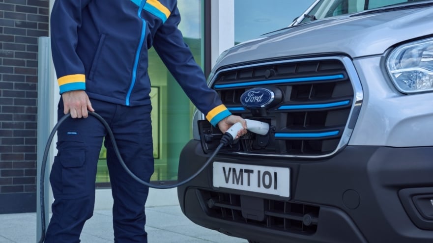 Ford Pro introduceert totaaloplossing om productiviteit van elektrische wagenparken te verhogen 