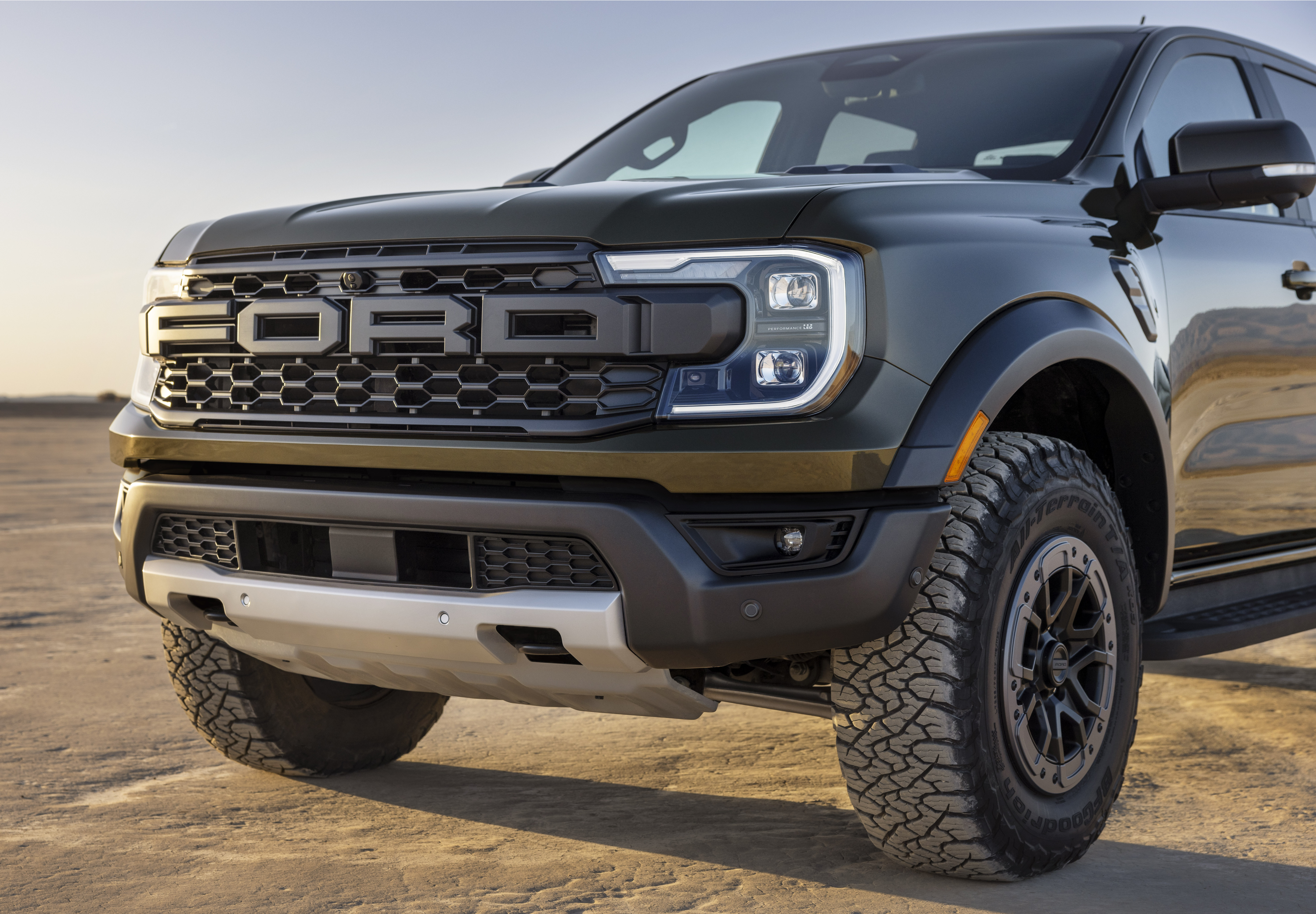 2024 Ford Ranger Raptor: FINALLY, America Gets the Blue Oval's Beastliest  Midsize Truck
