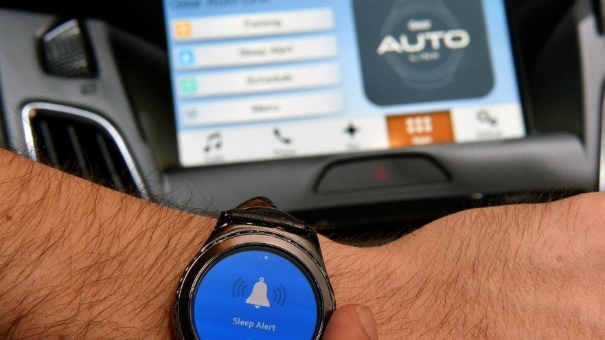 Ford, Samsung Integrate SYNC with Samsung Gear S2 and Gear S3 to Help Drivers Mark and Find Parking Spots, Stay Alert