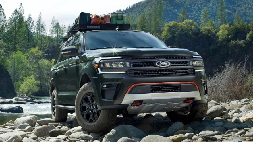 Ford Bronco  : Unleash Your Adventure with the All-Powerful SUV